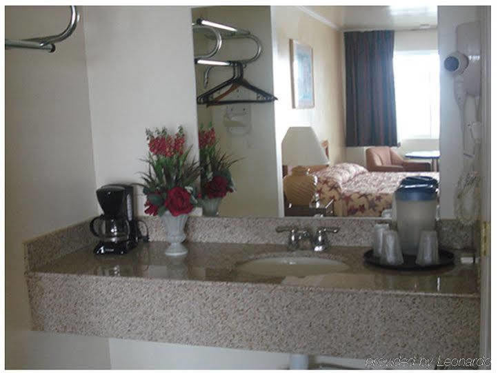 Passport Inn Somers Point - Сомерс-Пойнт Экстерьер фото